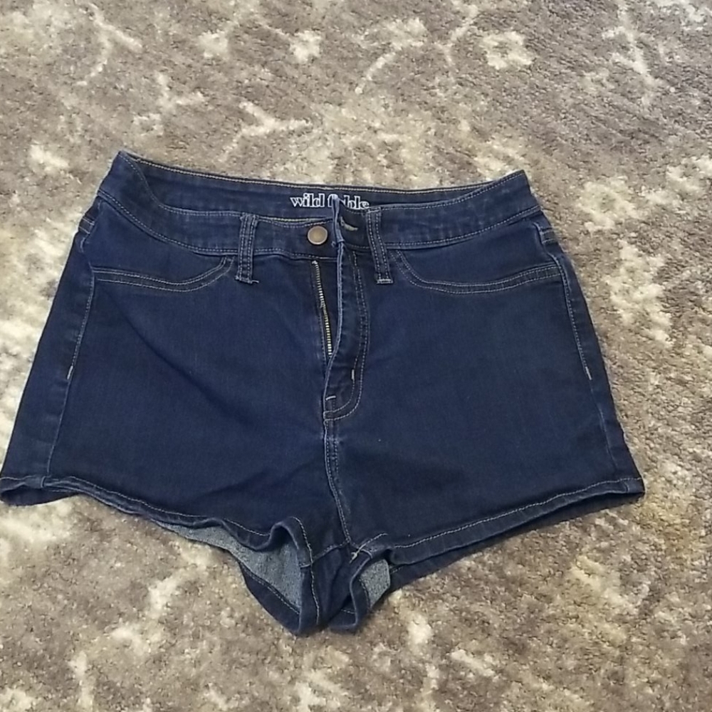 Wild Fable 10/30 ladies hi rise shorts